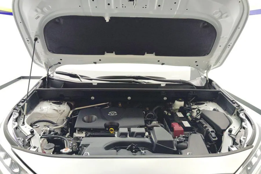Toyota 2024 RAV4 Rongbo 2.0 Stepless Two-Drive City Edition Automatic Gear 4