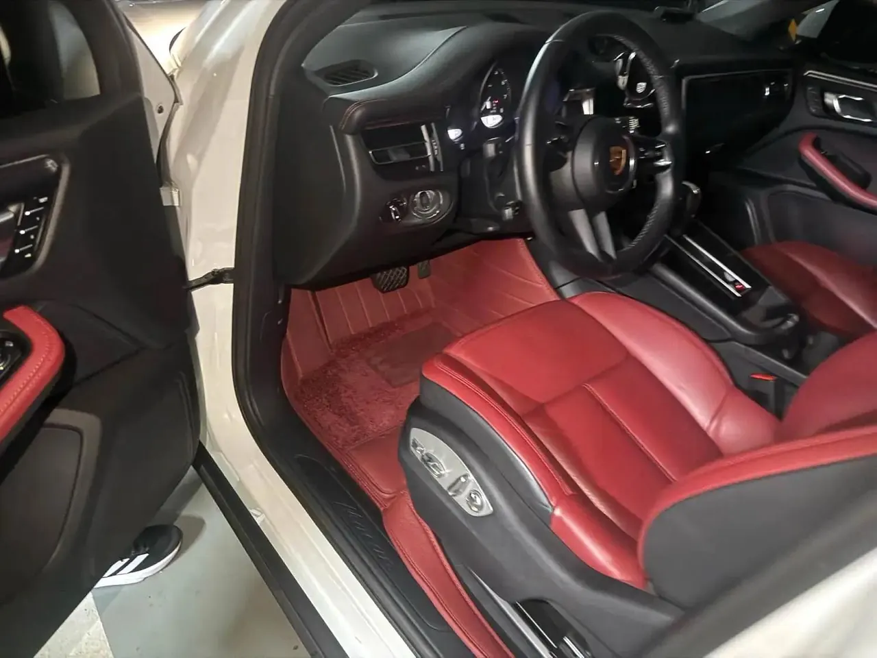 Porsche Macan (Imported) 2024 Macan 2.0T Automatic Gear 2