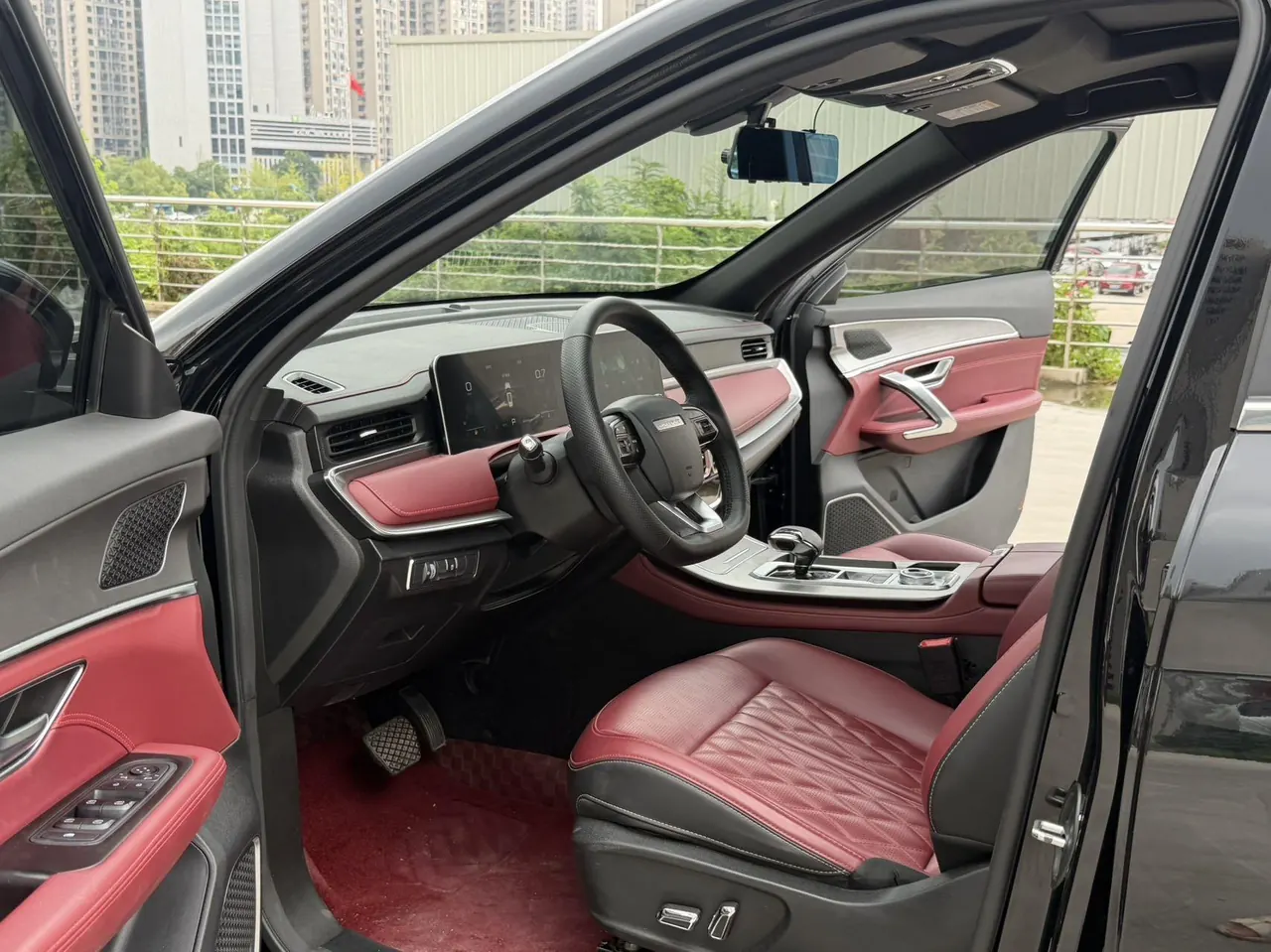 Jetour 2023 X70 PLUS 1.6T Strong 7-seat Automatic Gear 7