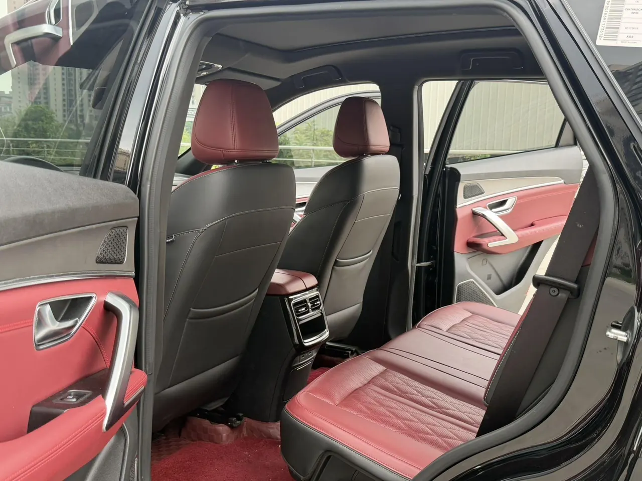 Jetour 2023 X70 PLUS 1.6T Strong 7-seat Automatic Gear 8