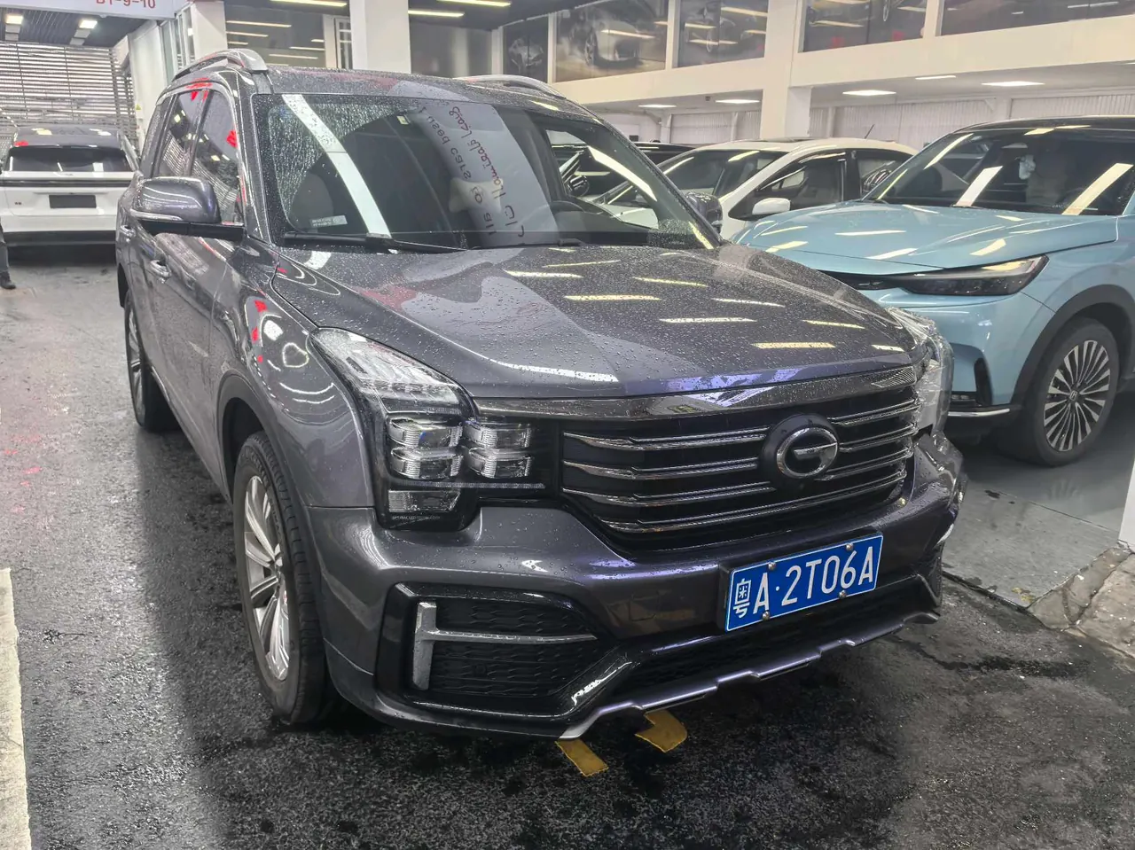 Chuanqi 2020 GS8 2.0T 390T Two-Drive Deluxe Zhilian Edition Seven-seat Automatic Gear 2