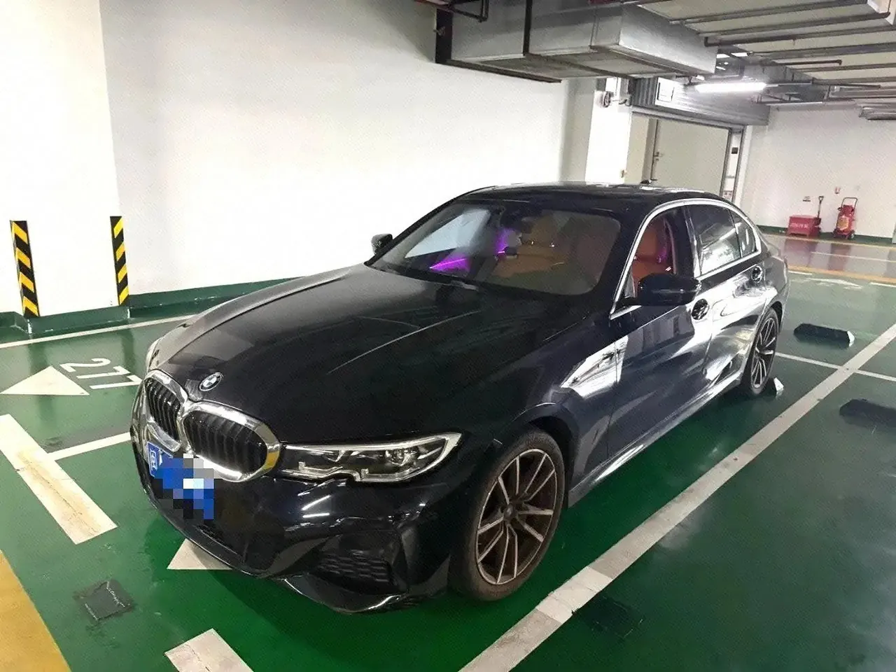 Open image lightbox: BMW 3 Series 2020 325Li 2.0T M Sports Suit Automatic Gear