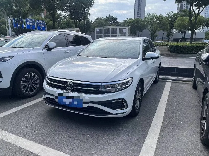 Open image lightbox: Volkswagen 2026 Bora 1.2TSI 200TSI Yuexing Navigation Edition Automatic Gear