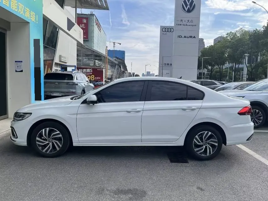 Volkswagen 2026 Bora 1.2TSI 200TSI Yuexing Navigation Edition Automatic Gear 3