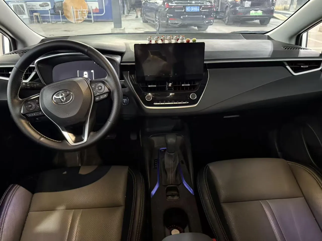 Toyota 2023 Lei Ling Shuangqing 1.8 Stepless Intelligent Electric Hybrid Deluxe Edition Automatic Gear 4
