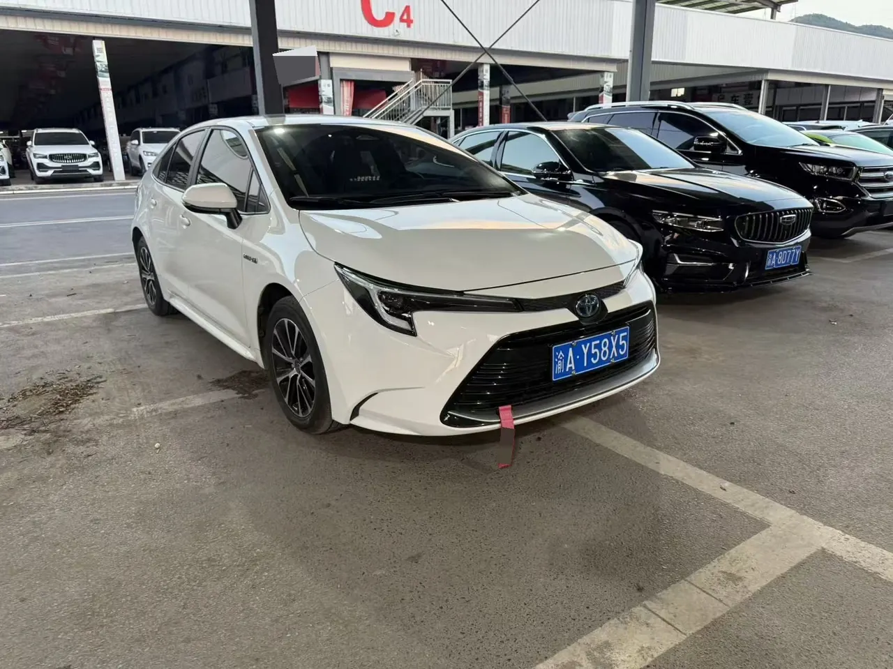 Toyota 2023 Lei Ling Shuangqing 1.8 Stepless Intelligent Electric Hybrid Deluxe Edition Automatic Gear 5
