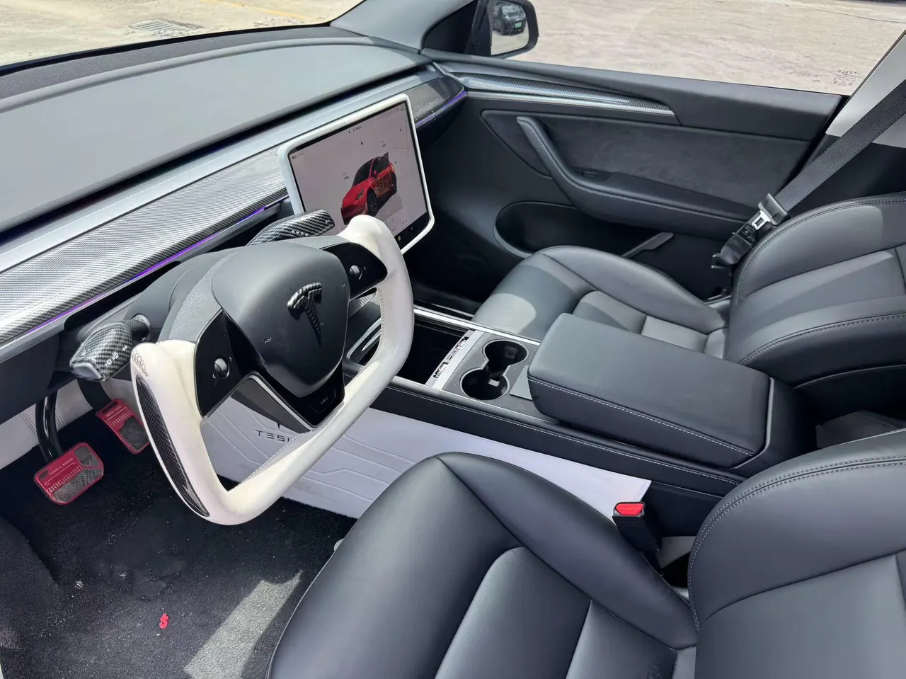 Tesla 2024 Model Y rear-wheel drive version automatic transmission 3
