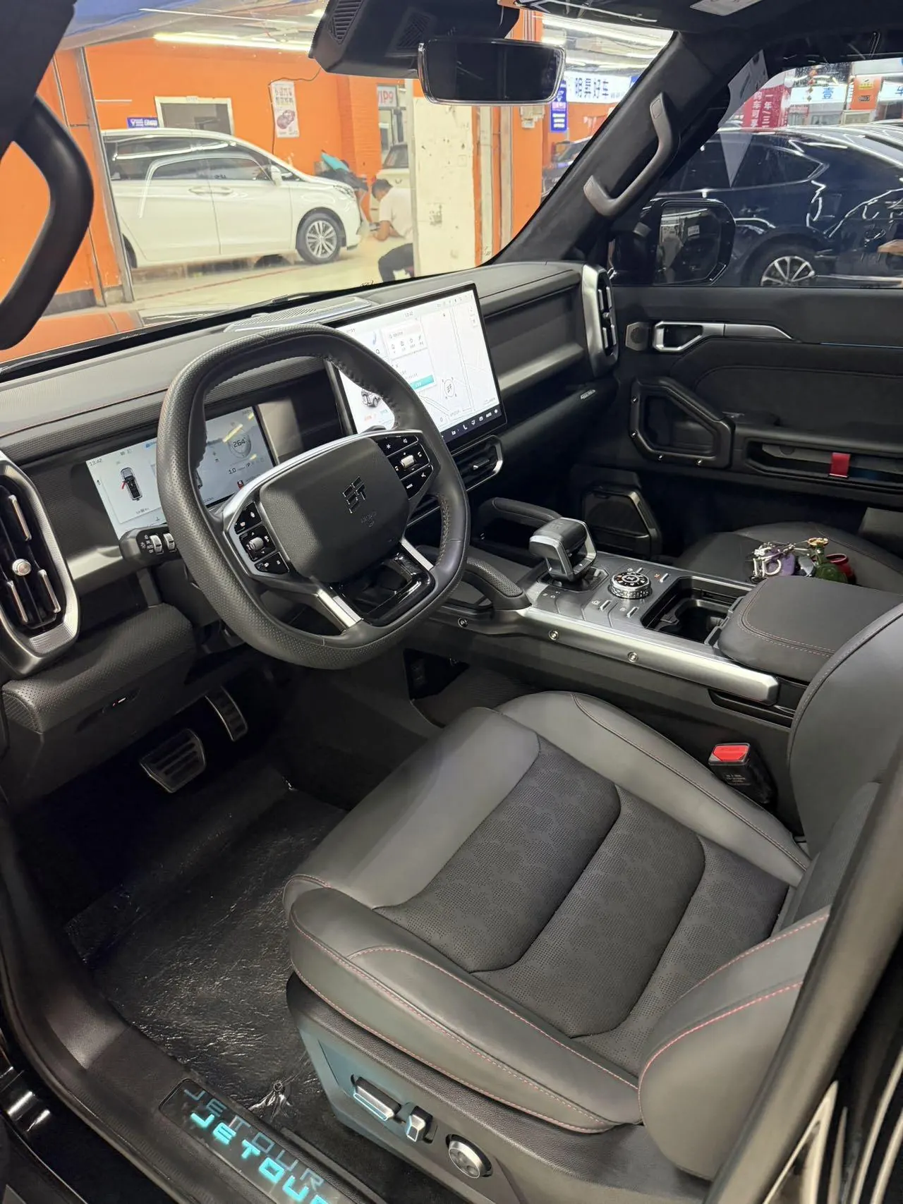 Jetour 2023 Traveler 2.0T 4WD Crossing PRO Automatic Gear 7