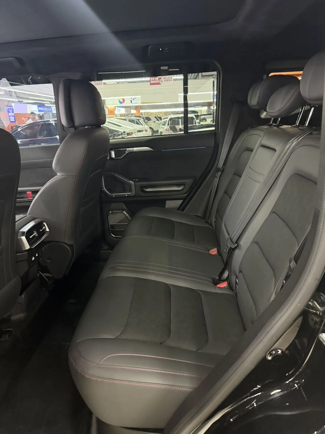 Jetour 2023 Traveler 2.0T 4WD Crossing PRO Automatic Gear 8
