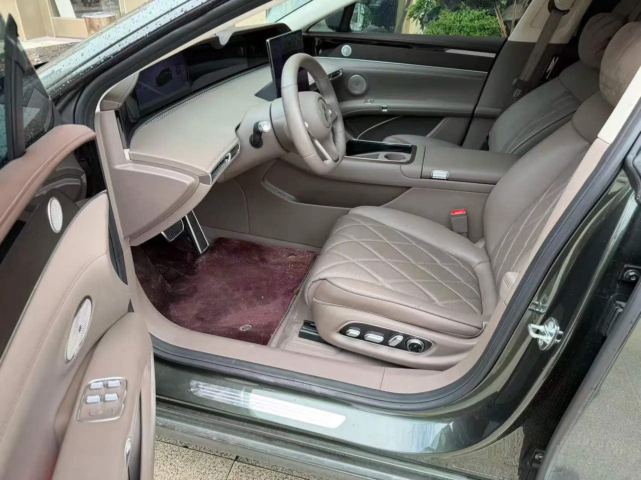 Luxeed 2025 S9T four-wheel drive Ultra automatic transmission 4