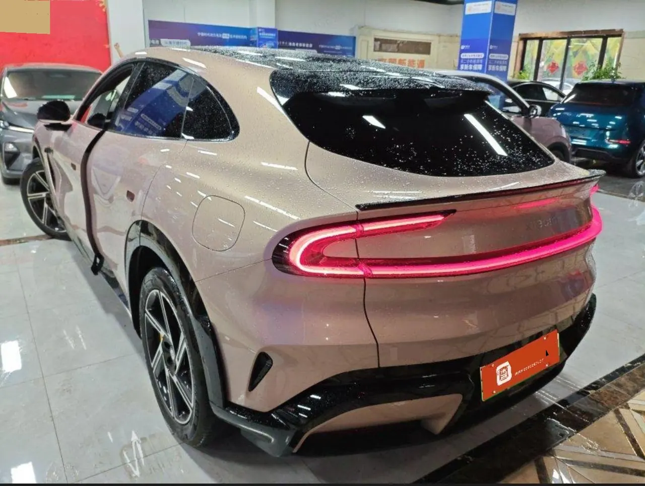 MI 2025 YU7 Long Endurance Four-wheel Drive Pro Edition Automatic Gear 8