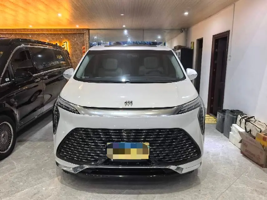 Buick 2023 Century 48V 2.0T Yunshi Edition 6-seat Automatic Gear 2