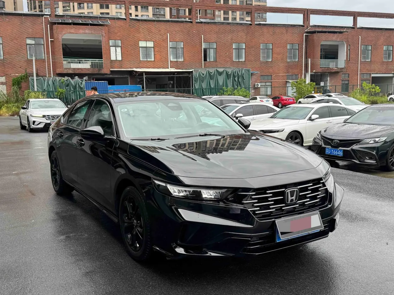 Honda 2025 11th Generation Accord 1.5T Stepless 260TURBO Sports Series Deluxe Automatic Gear 3