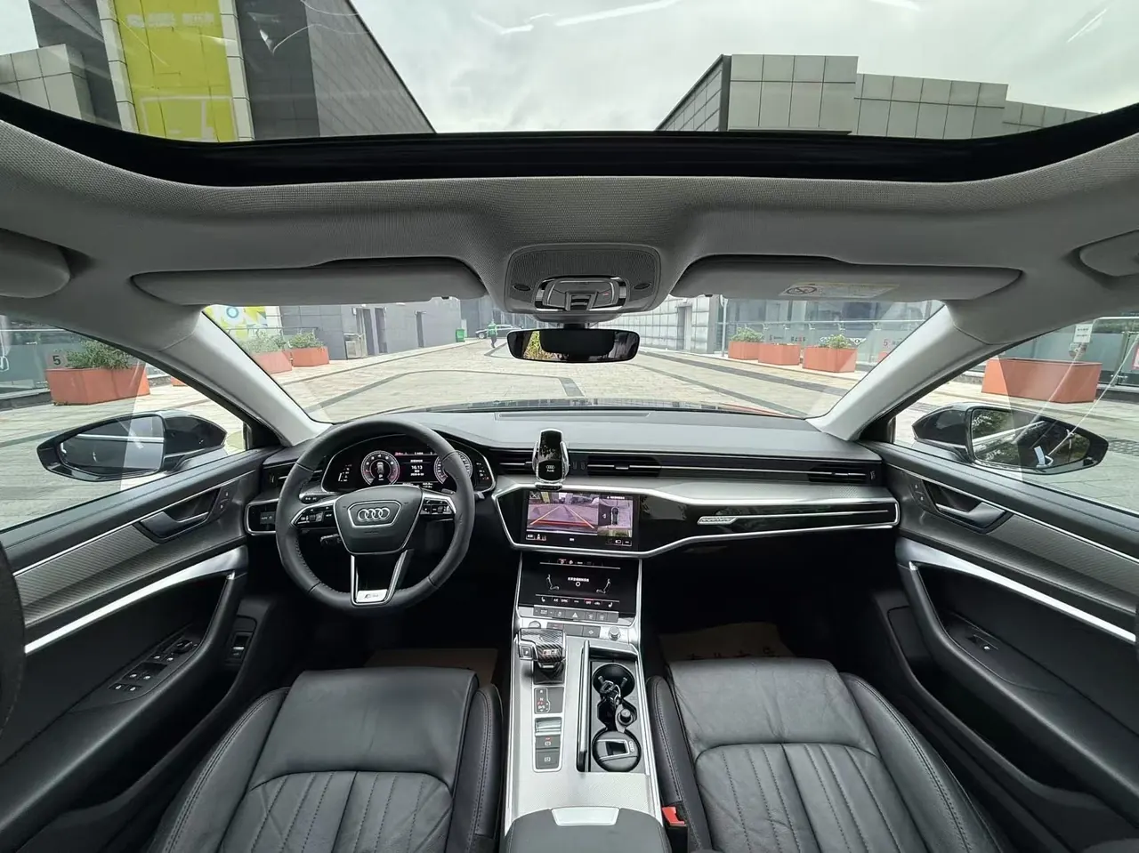 Audi 2021 A6L 2.0TFSI 45TFSI Quattro Selected Elegant Automatic Gear 5