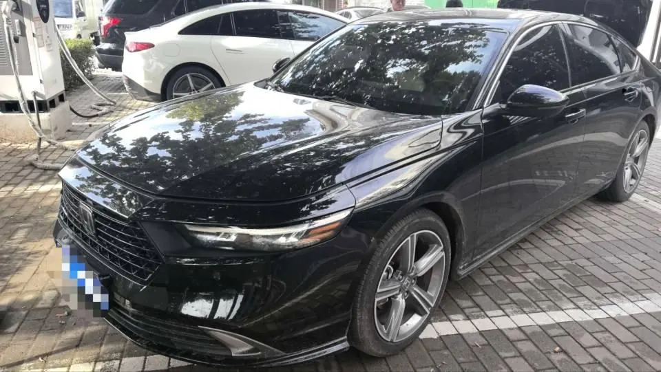 Open image lightbox: Honda 2023 11th Generation Accord 1.5T Stepless 260TURBO Excellent Automatic Gear