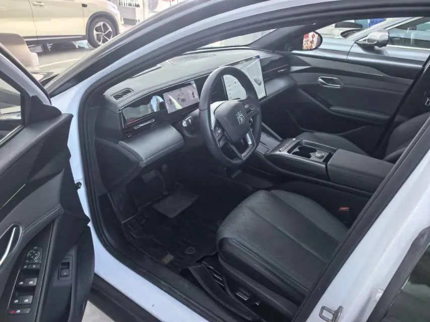 BYD 2025 Qin L EV 545KM Excellent Automatic Gear 5