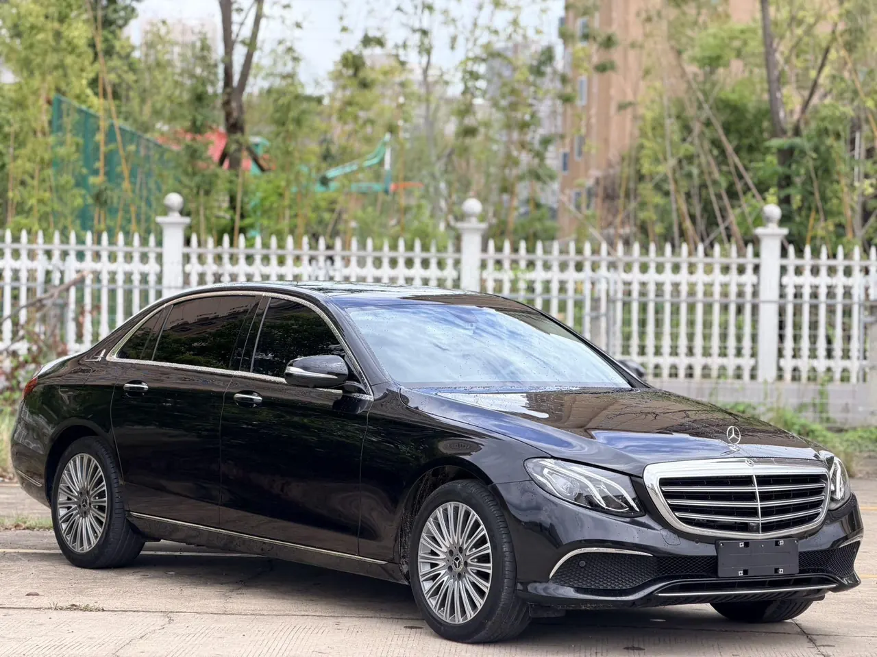 Mercedes Benz E Class 2020 E 300 L 2.0T Luxury Automatic Gear 3