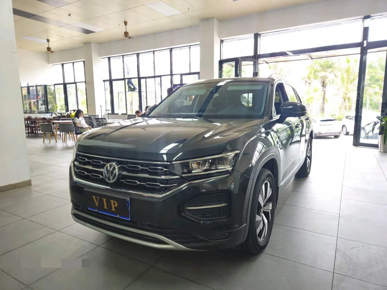 打开图片灯箱:Volkswagen 2020 Tanyue 2.0TSI 330TSI Two-Drive Deluxe Smart Joint Edition Automatic Gear