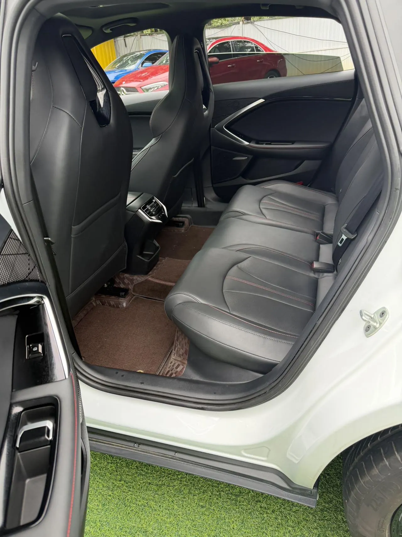 MG 2025 MG7 1.5T 300 Deluxe Edition Automatic Gear 6