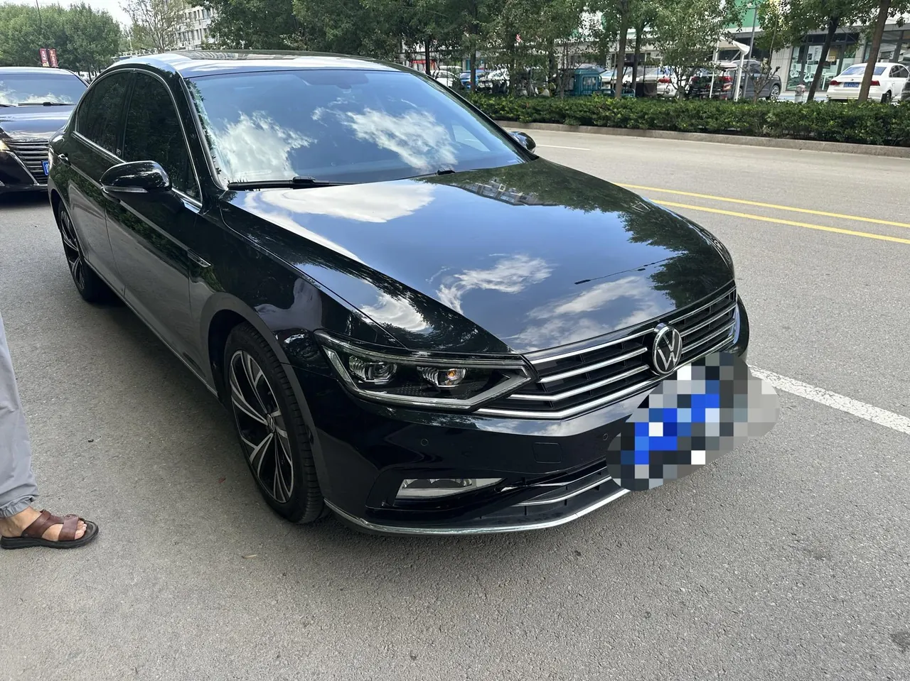 Volkswagen 2020 Magotan 2.0TSI 330TSI luxury automatic transmission 2