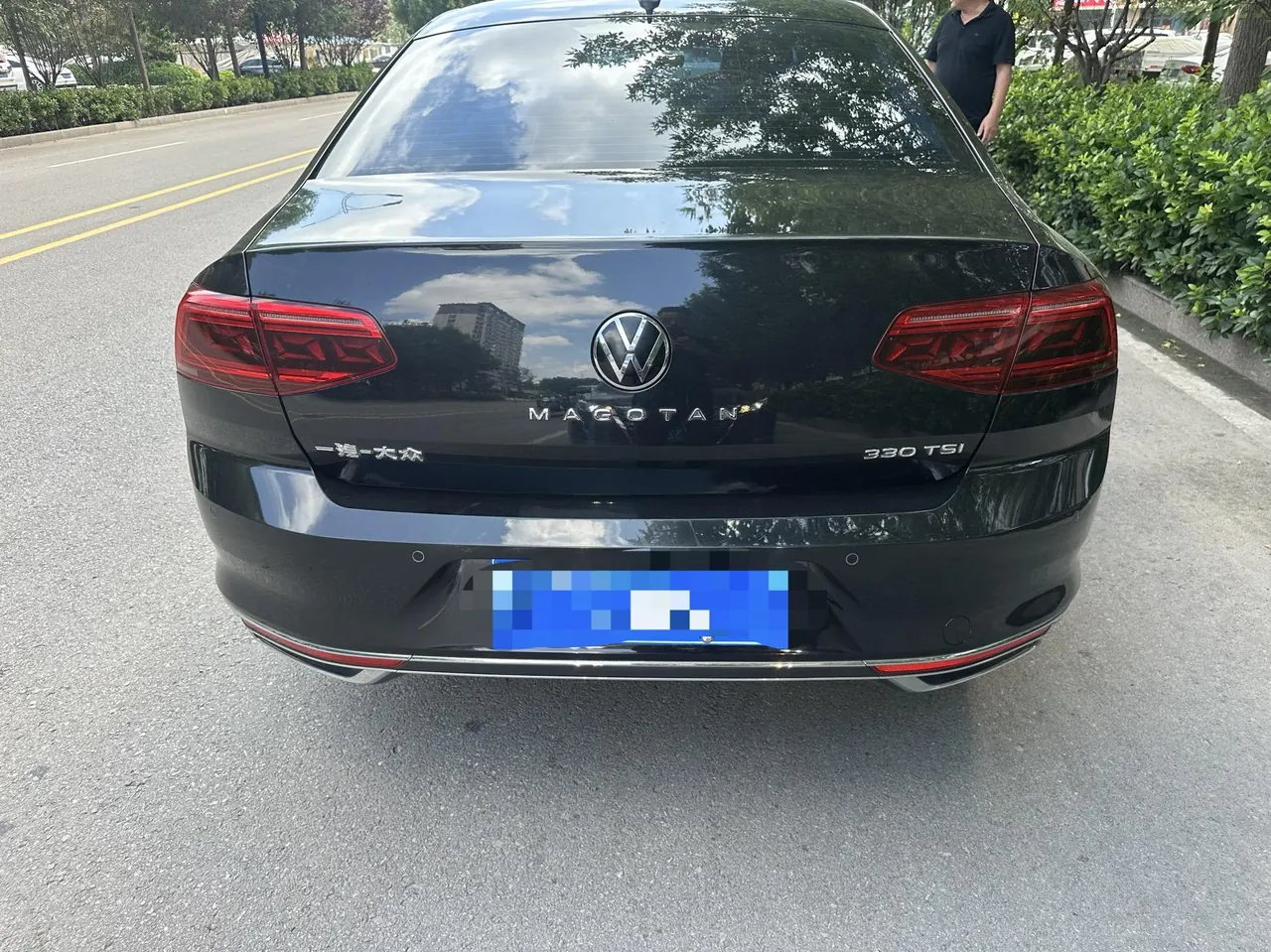 Volkswagen 2020 Magotan 2.0TSI 330TSI luxury automatic transmission 5