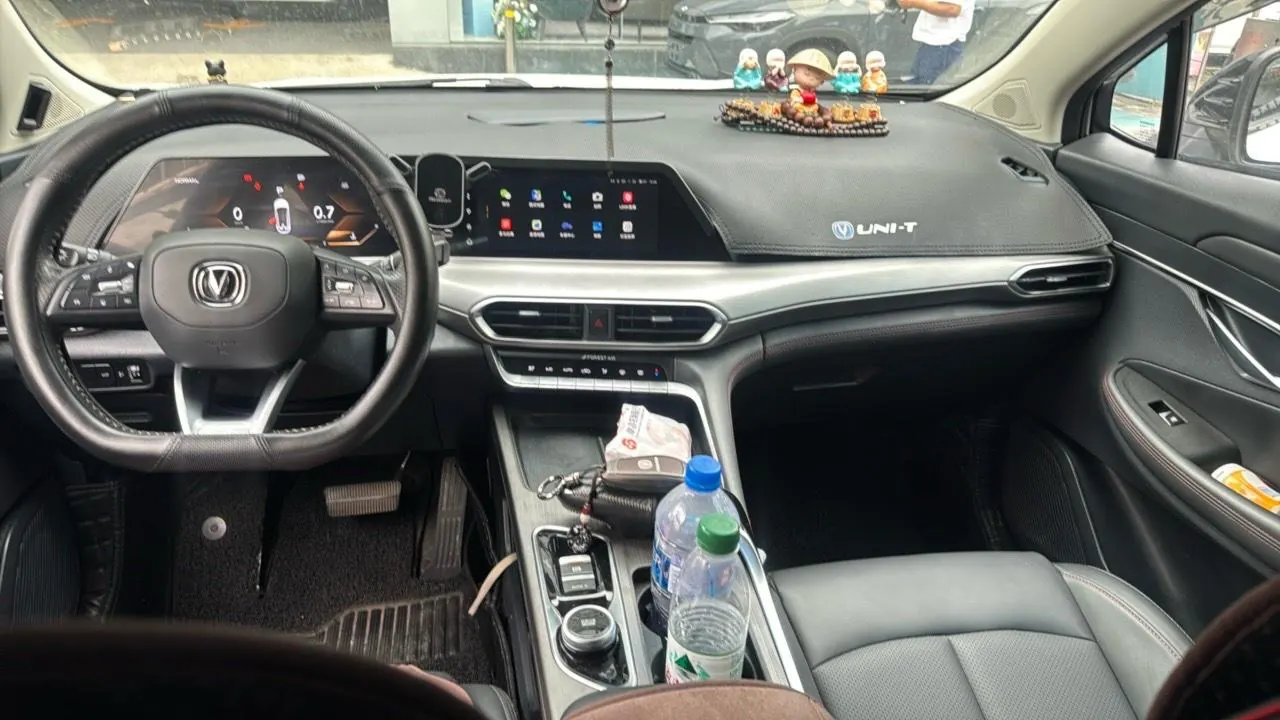 ChangAn 2020 UNI-T 1.5T Flagship Automatic Gear 5