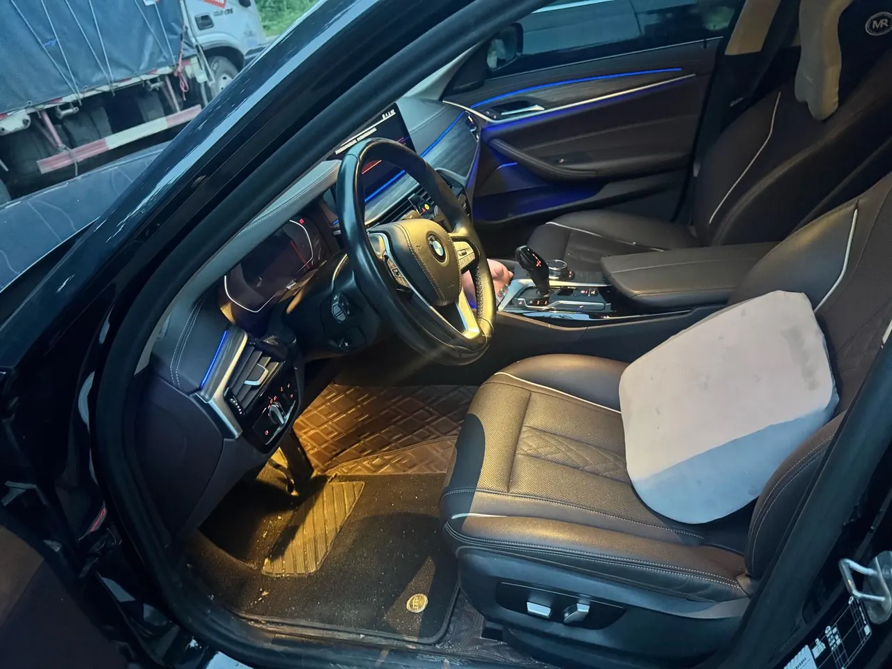 BMW 5 Series 2023 530Li 2.0T Leading Luxury Suit Automatic Gear 4