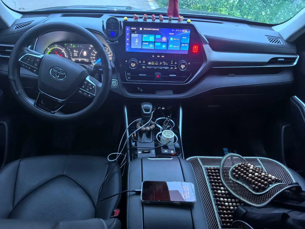 Toyota 2023 Highlander Dual Engine 2.5 Stepless Intelligent Electric Hybrid Four-wheel Drive Premium Edition 7-seat Automatic Transmission 6
