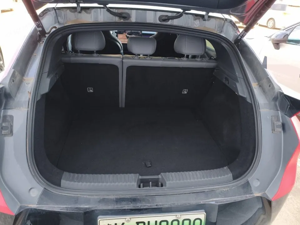 LYNK&amp;CO 2025 LYNK&amp;CO Z 20 530km Rear Drive Max Automatic 8