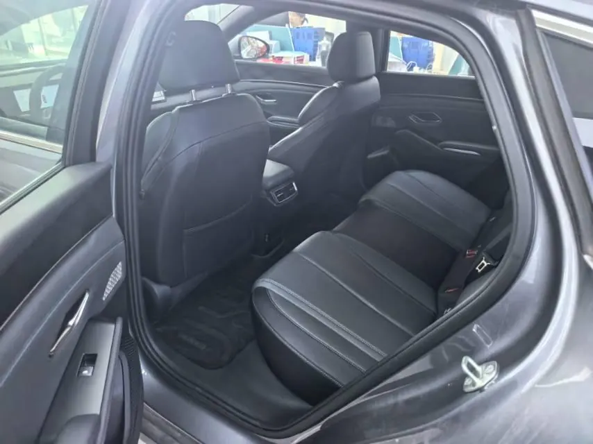 BYD 2025 Qin L DM-i 1.5 stepless smart driving version 120KM leading automatic gear 6