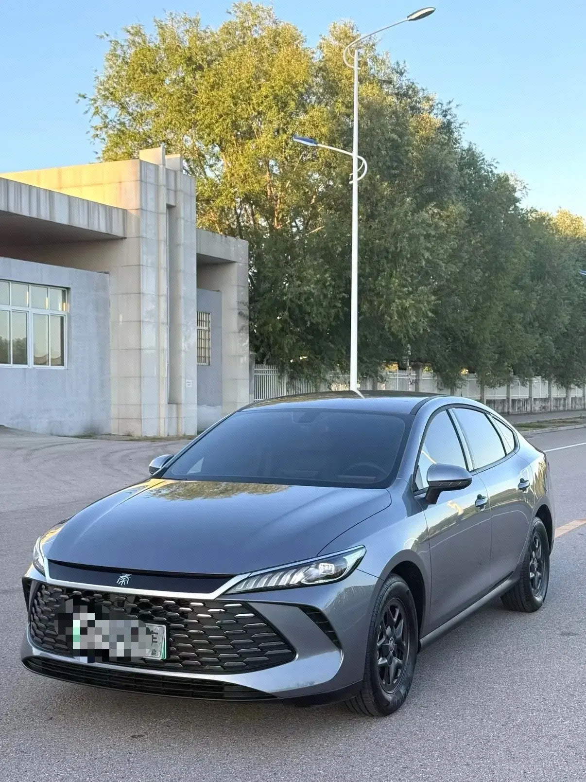 Open image lightbox: BYD 2025 seals 05 DM-i 1.5 stepless smart driving version 55KM luxury automatic gear