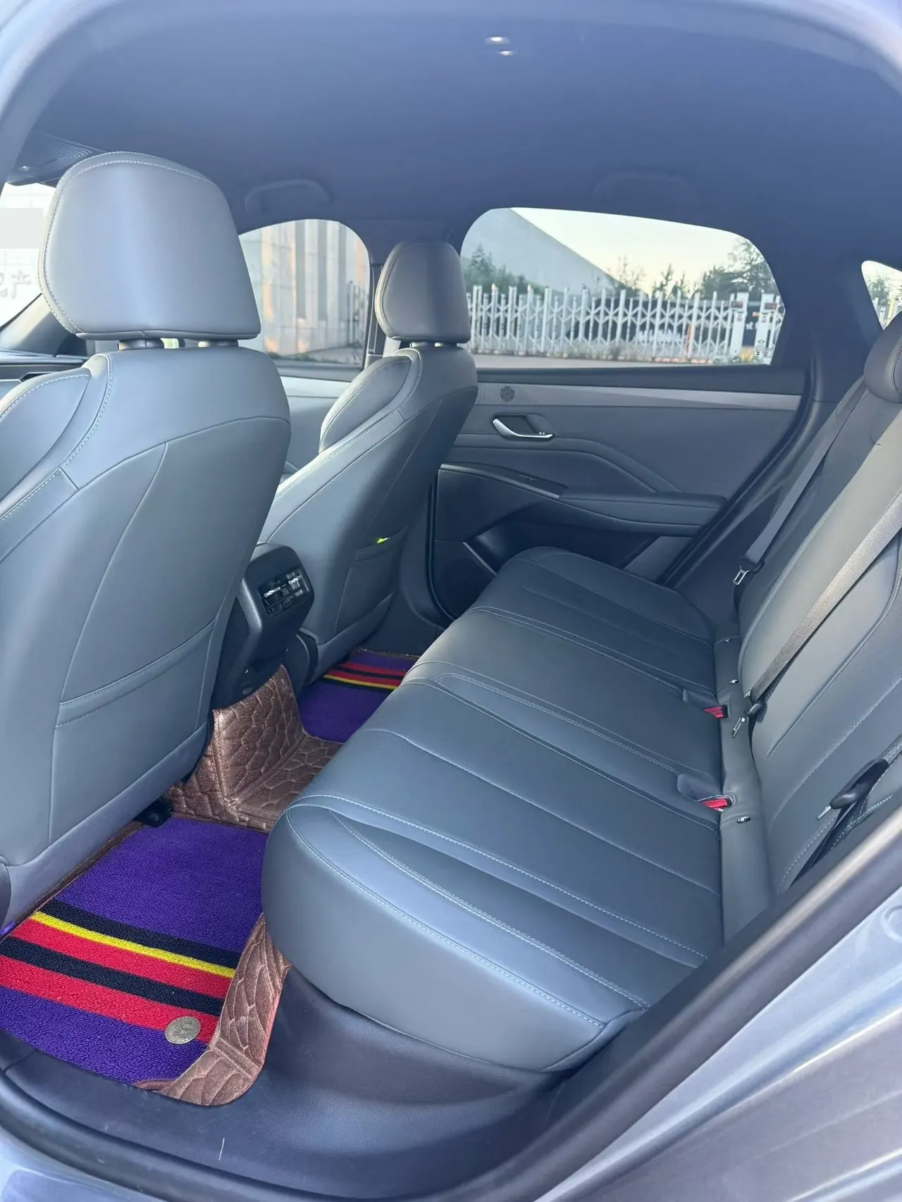 BYD 2025 seals 05 DM-i 1.5 stepless smart driving version 55KM luxury automatic gear 8