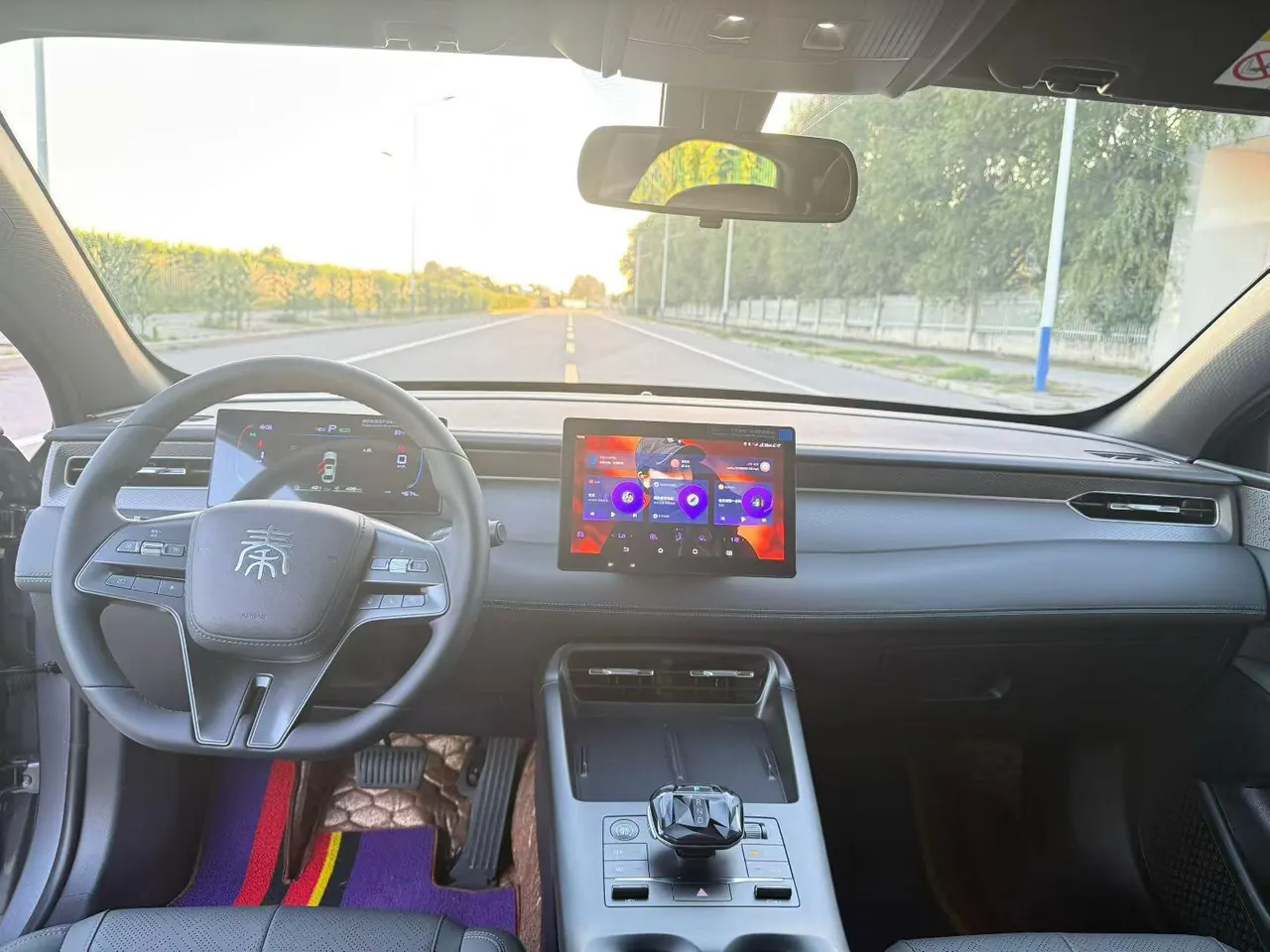 BYD 2025 seals 05 DM-i 1.5 stepless smart driving version 55KM luxury automatic gear 9