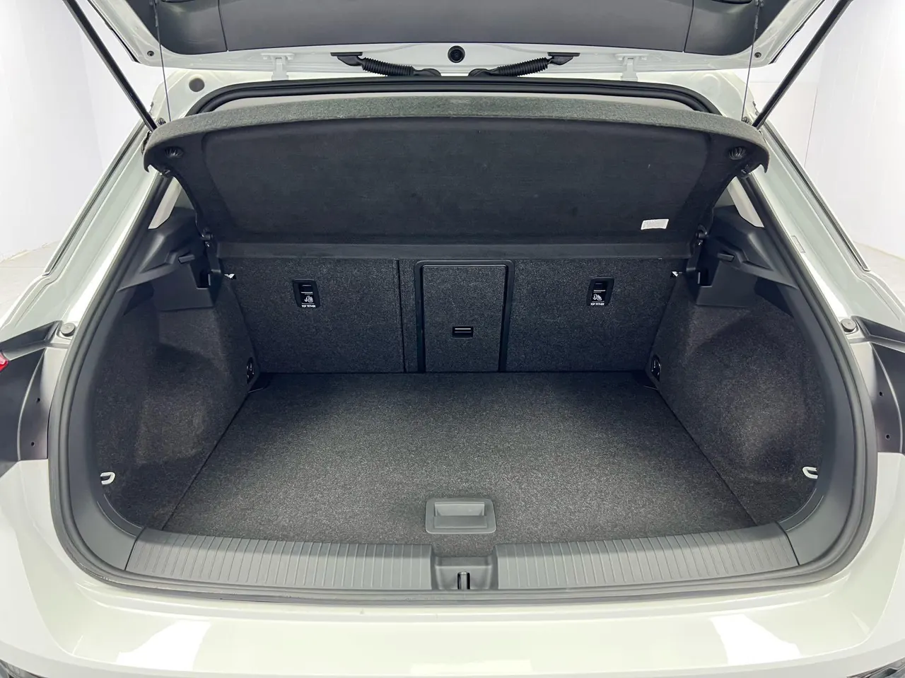 Volkswagen 2022 Tange 1.4TSI 280TSI Two-Drive Elite PLUS Automatic Gear 15