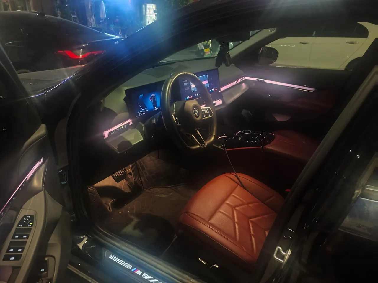 BMW 5 series 2025 525Li 48V 2.0T M sports suit automatic gear 2