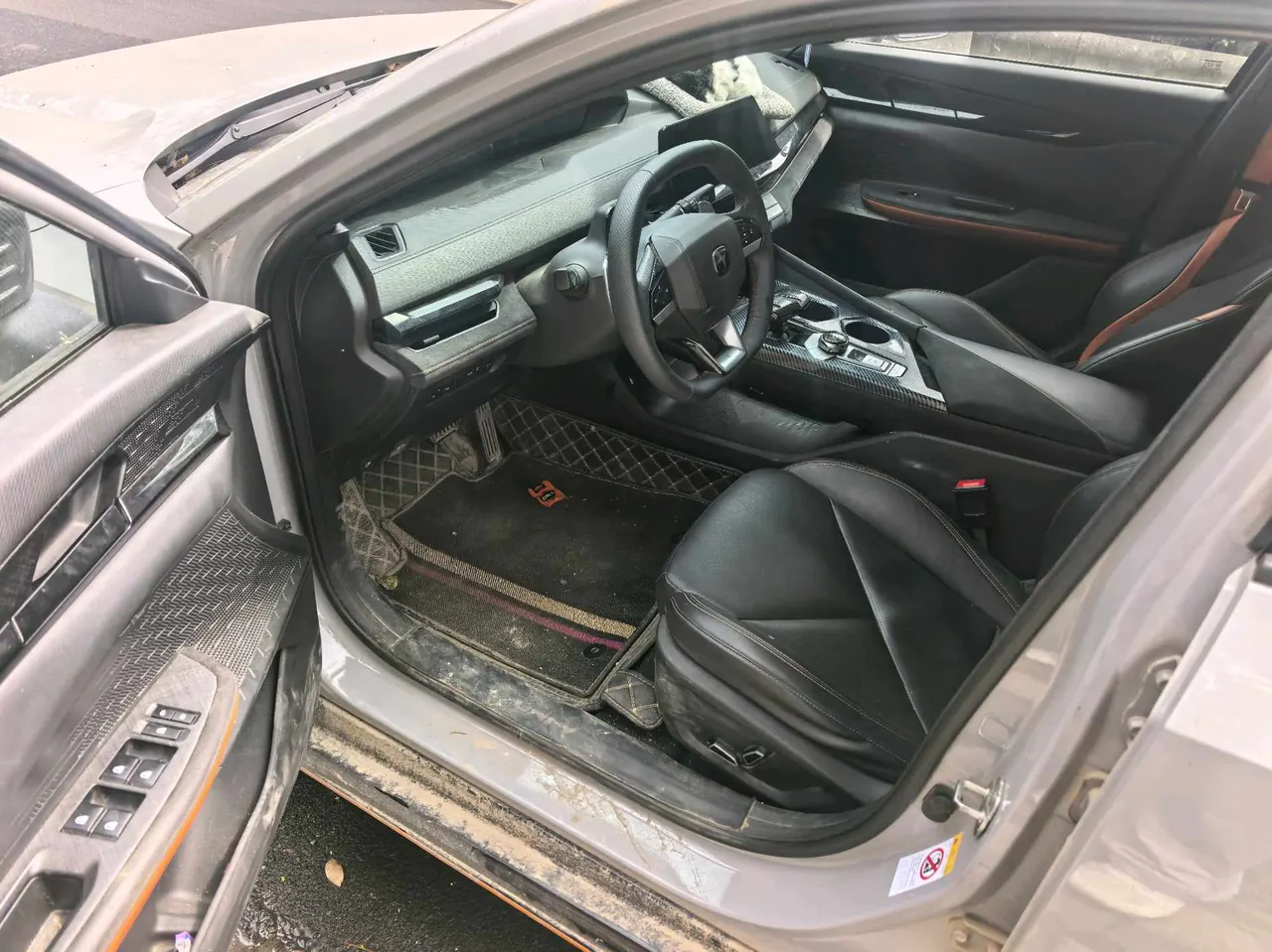 ChangAn 2022 UNI-V 1.5T Sports Edition Automatic 4