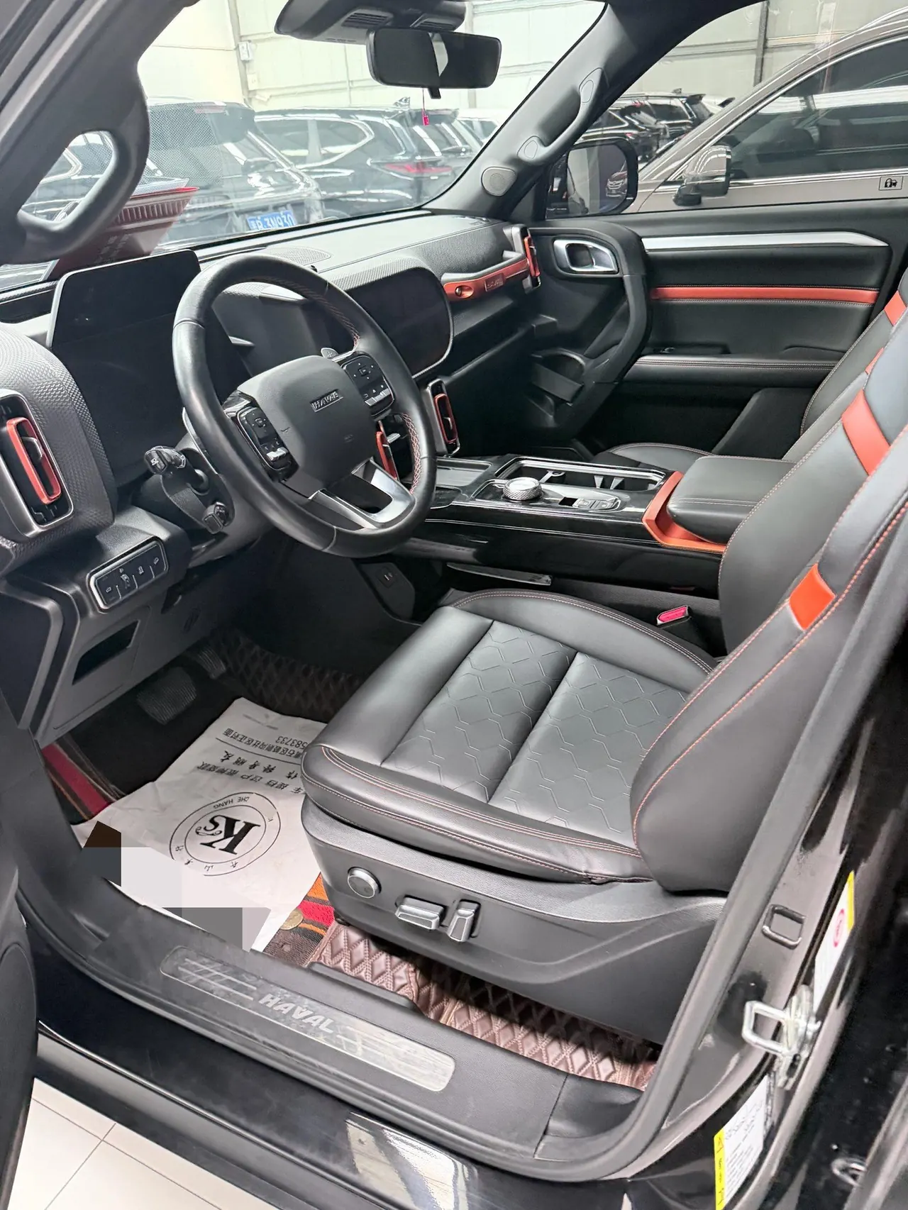 Haval 2021 big dog 2.0T two-wheel drive Chinese hound version automatic gear 2