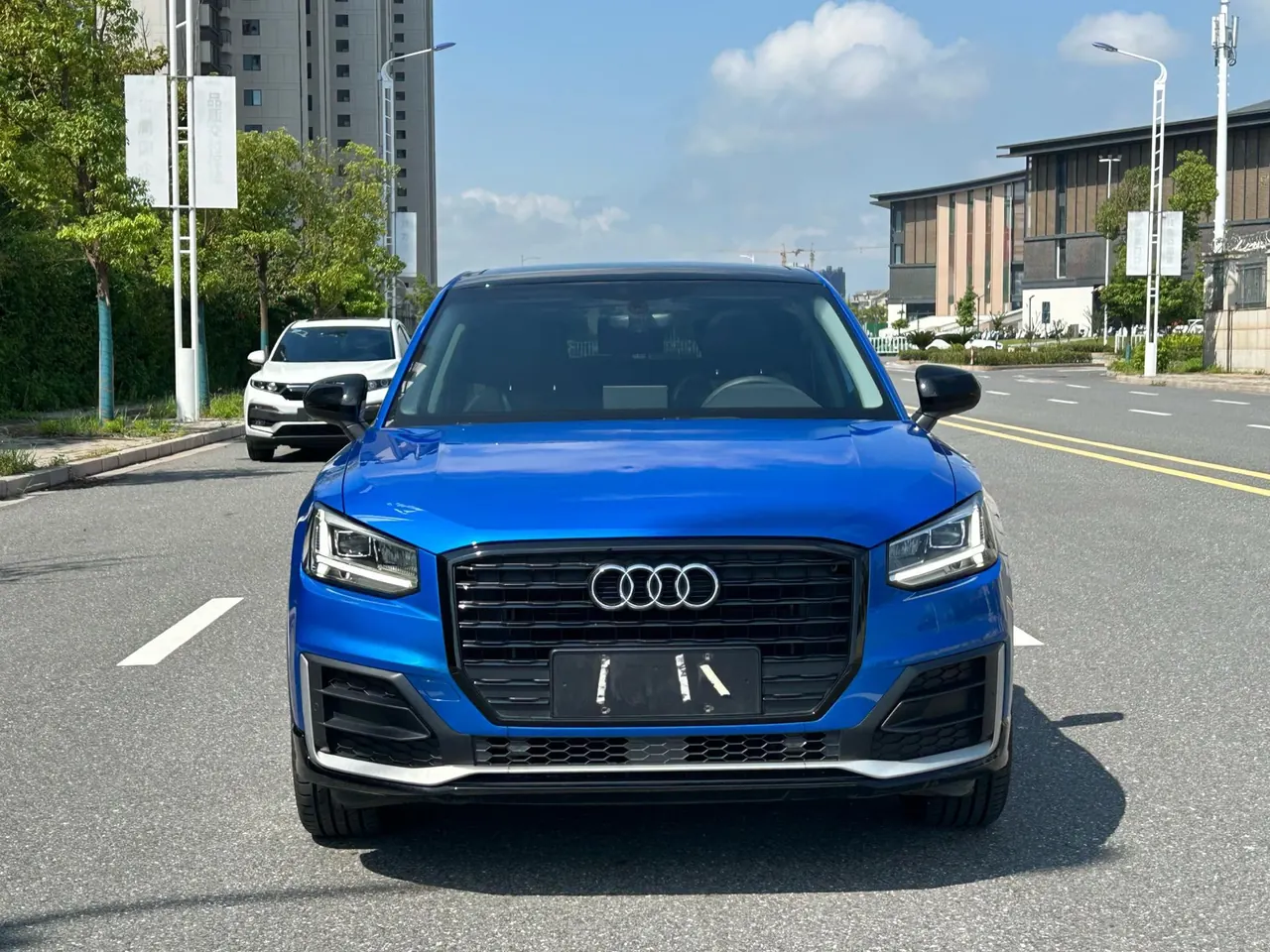 Audi 2020 Q2L 1.4TFSI 35TFSI Fashion Dynamic Automatic 2