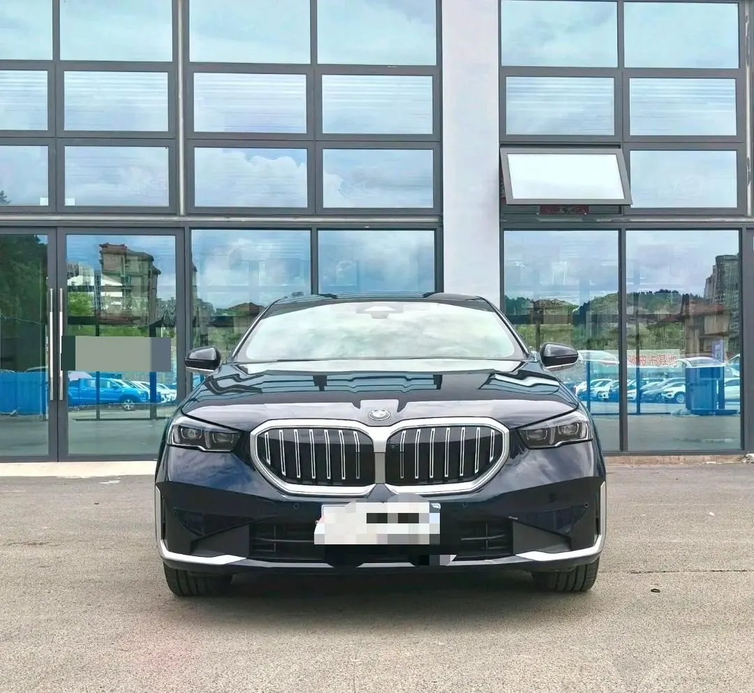 BMW 5 Series 2023 530Li xDrive 2.0T Luxury Suit Automatic Gear 2