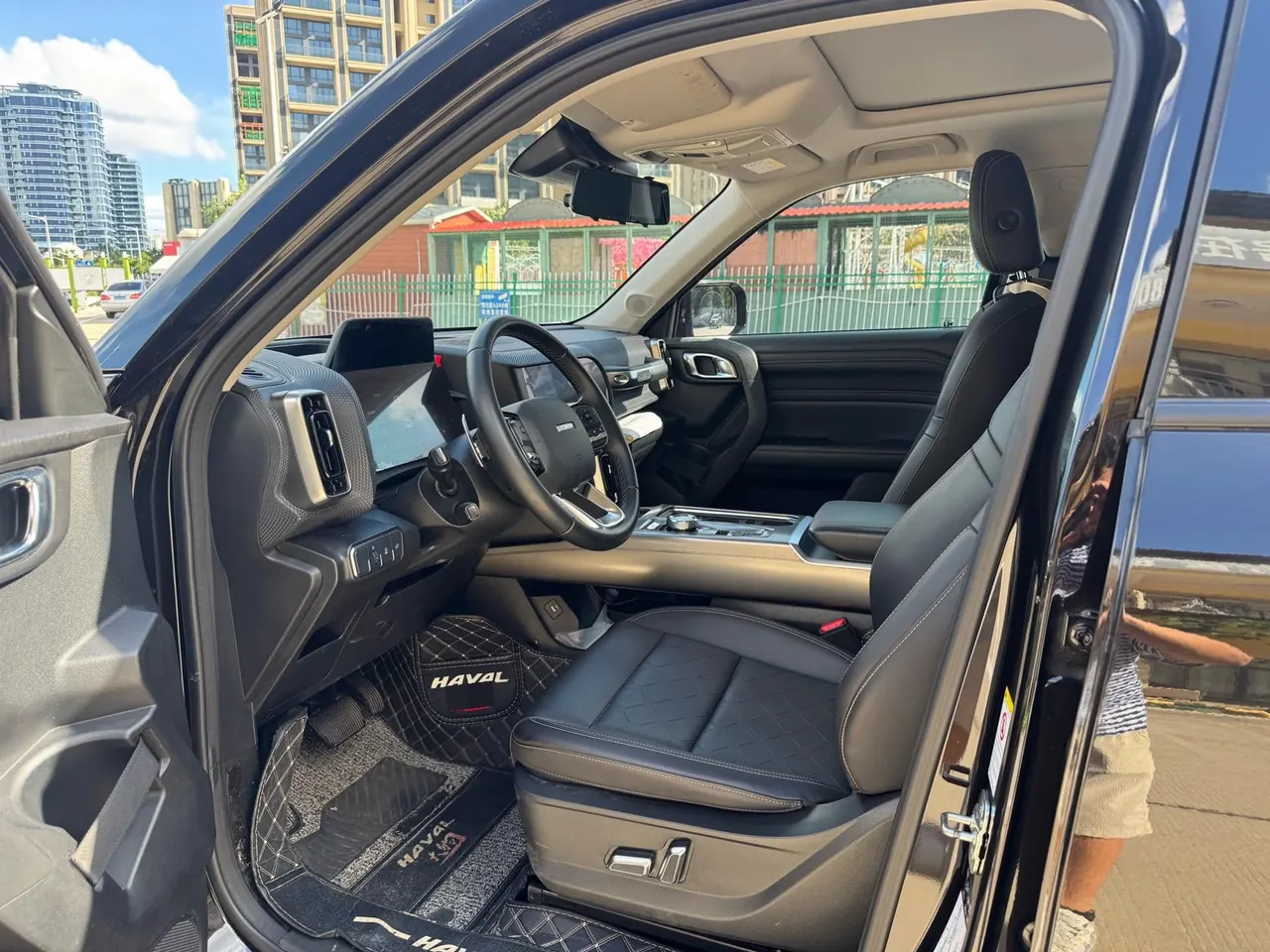 Haval 2022 big dog 1.5T two-wheel drive Labrador version automatic gear 4