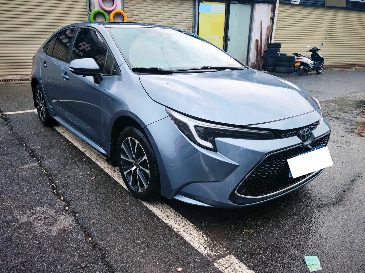 Toyota 2023 Lei Ling 1.2T Stepless 185T Deluxe Automatic Gear 3