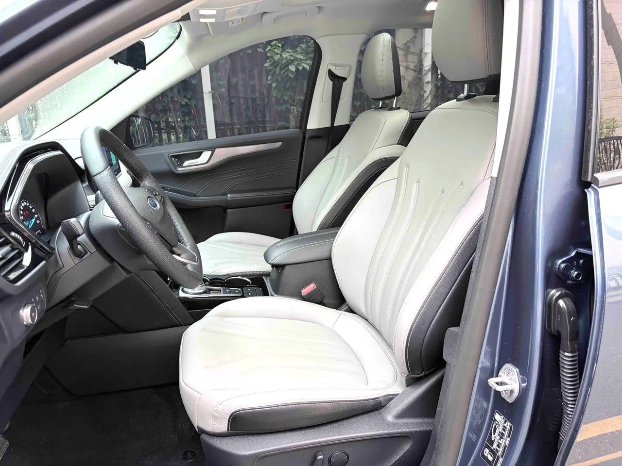 Ford 2020 sharp 2.0T EcoBoost 12250.00g drive leisurely automatic gear 8