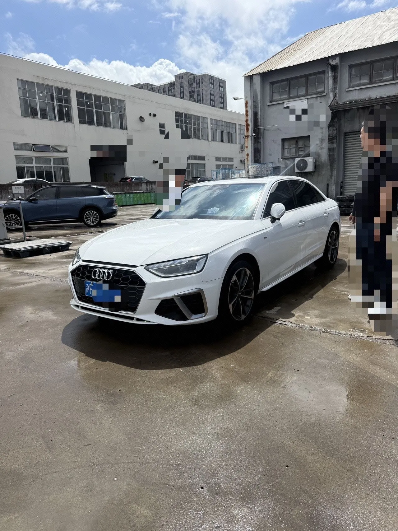 Open image lightbox: Audi 2020 A4L 2.0TFSI 40TFSI Deluxe Dynamic Automatic