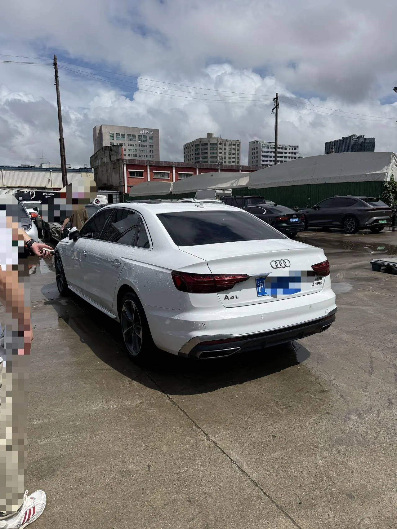 Audi 2020 A4L 2.0TFSI 40TFSI Deluxe Dynamic Automatic 5