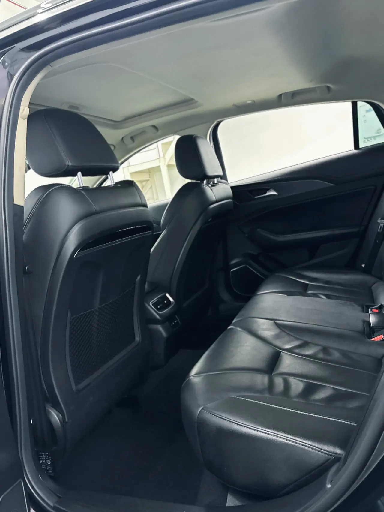 HongQi 2022 H5 1.5TD Flag Rhyme Edition Automatic Gear 5