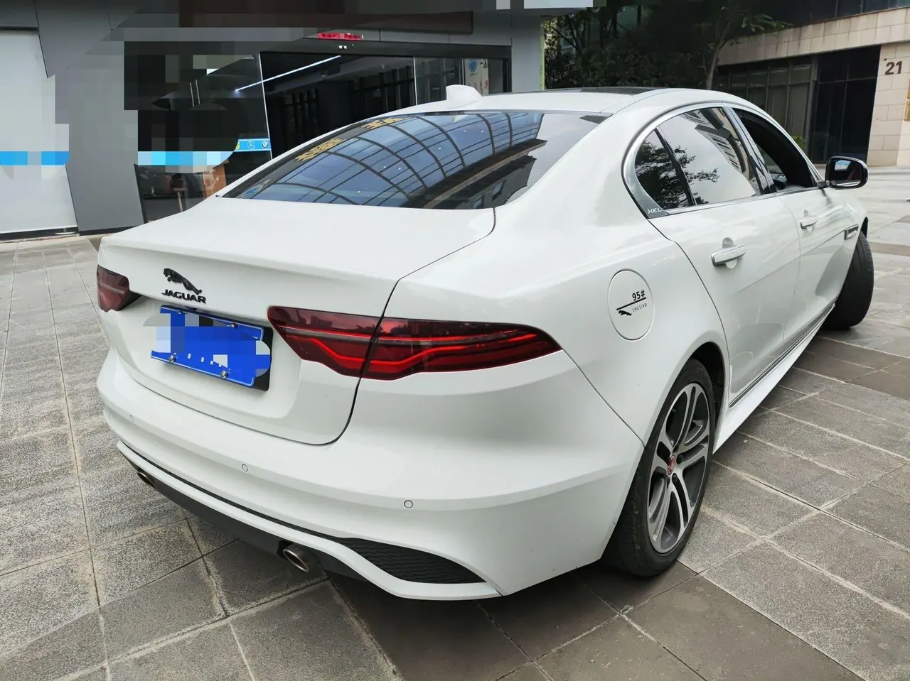 Jaguar 2021 XEL 2.0T 250PS R-DYNAMIC S Enterprising Sports Edition Automatic Gear 6