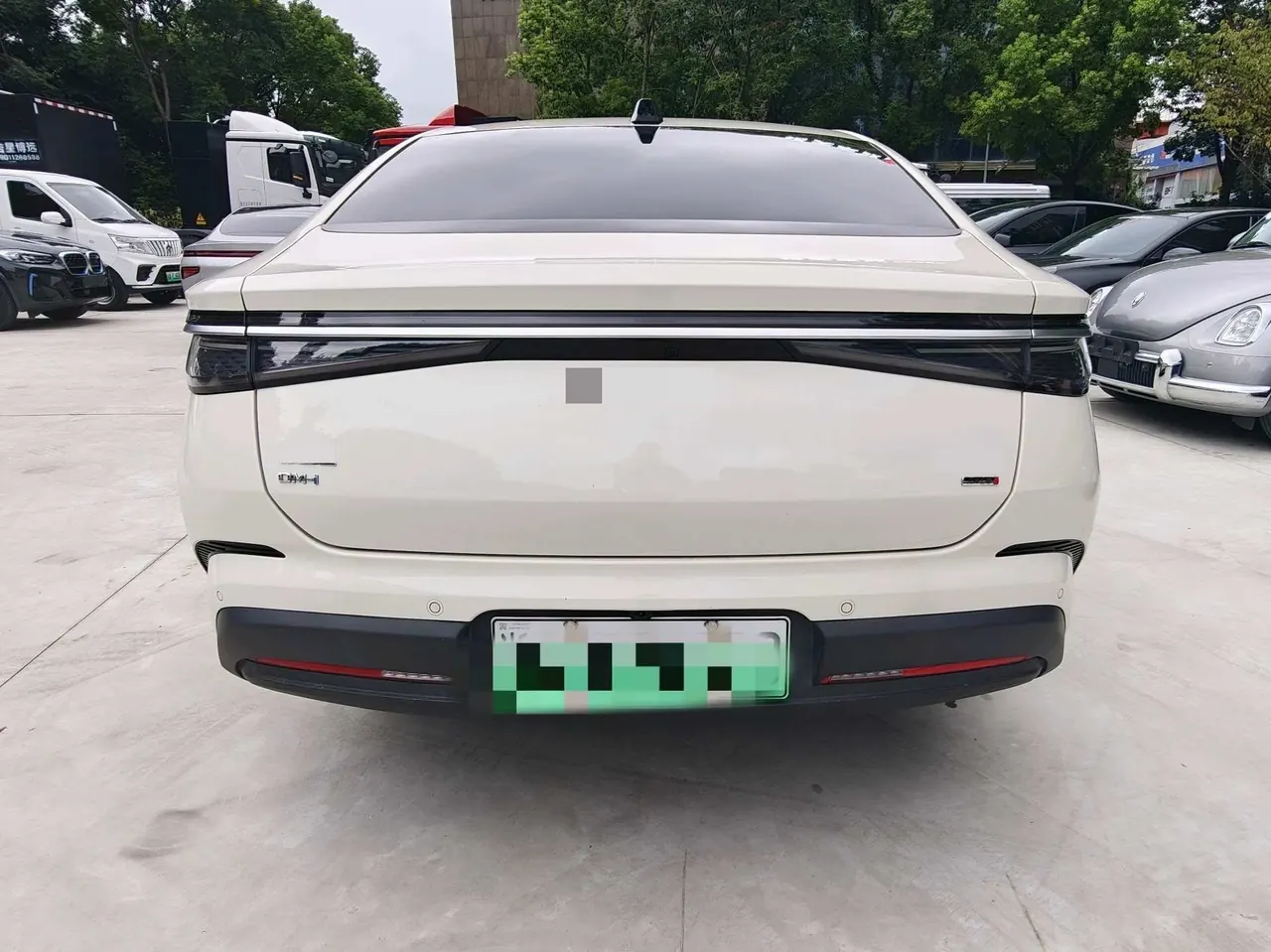 BYD 2026 Seal 07 DM-i 1.5T CVT 230km Flagship Automatic 4