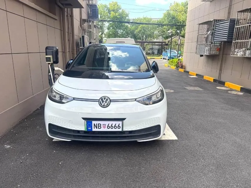 Volkswagen 2022 ID. 3 Pure pure version automatic gear 2