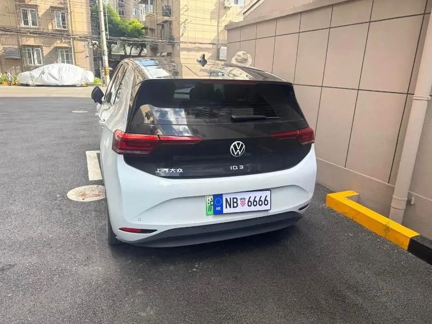 Volkswagen 2022 ID. 3 Pure pure version automatic gear 8