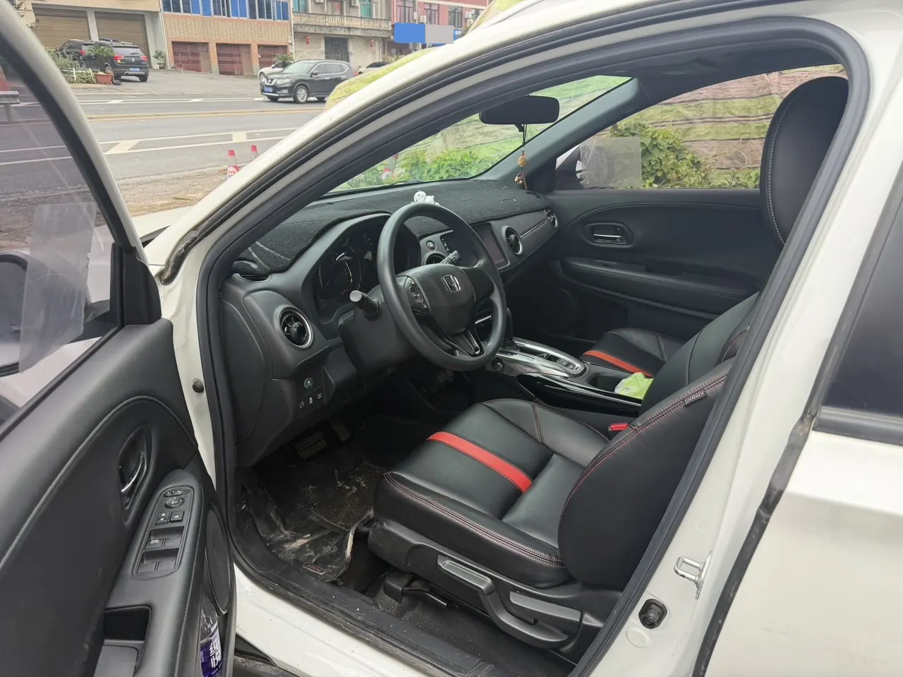 Honda 2021 XR-V 1.5T stepless 220TURBO deluxe automatic gear 3